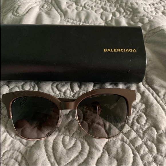 Balenciaga sunglasses - Picture 1 of 6